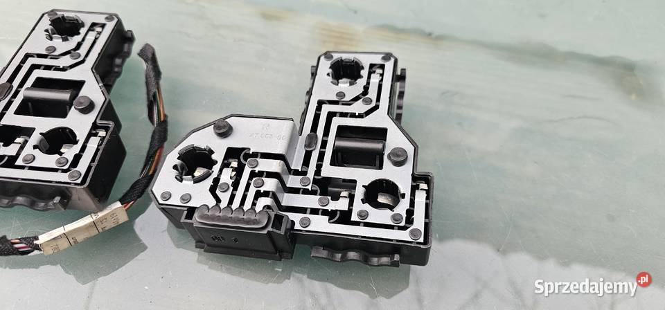 Wkład lampy prawy tył mercedes clk w208 14786600 Rok produkcji 1998 Zbąszyń
