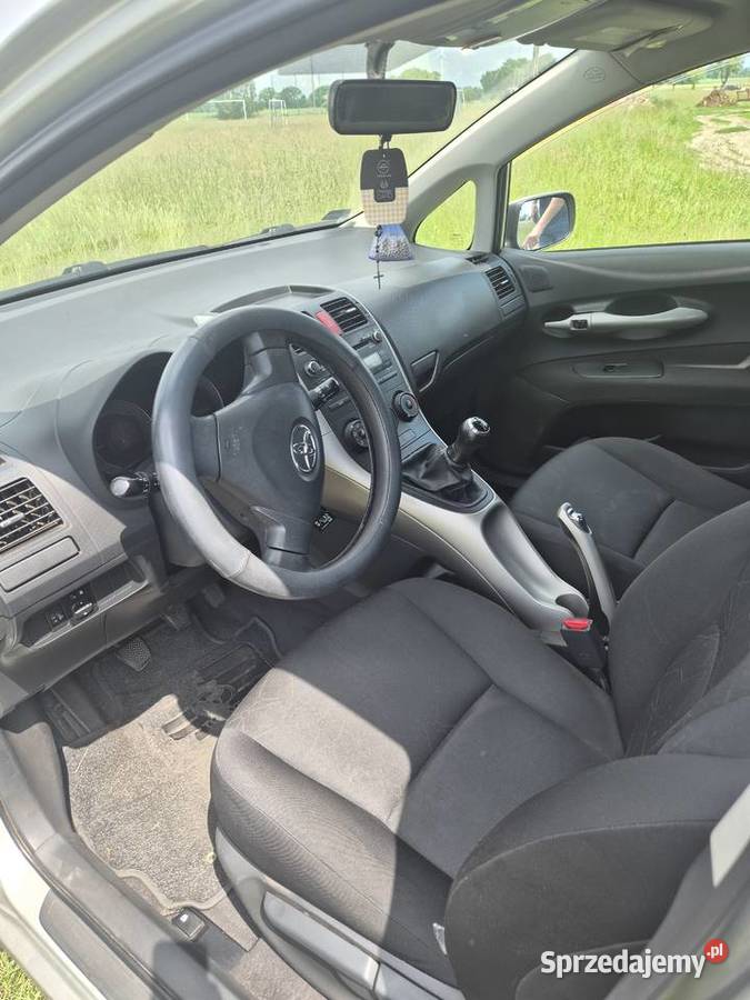 Toyota auris Grab