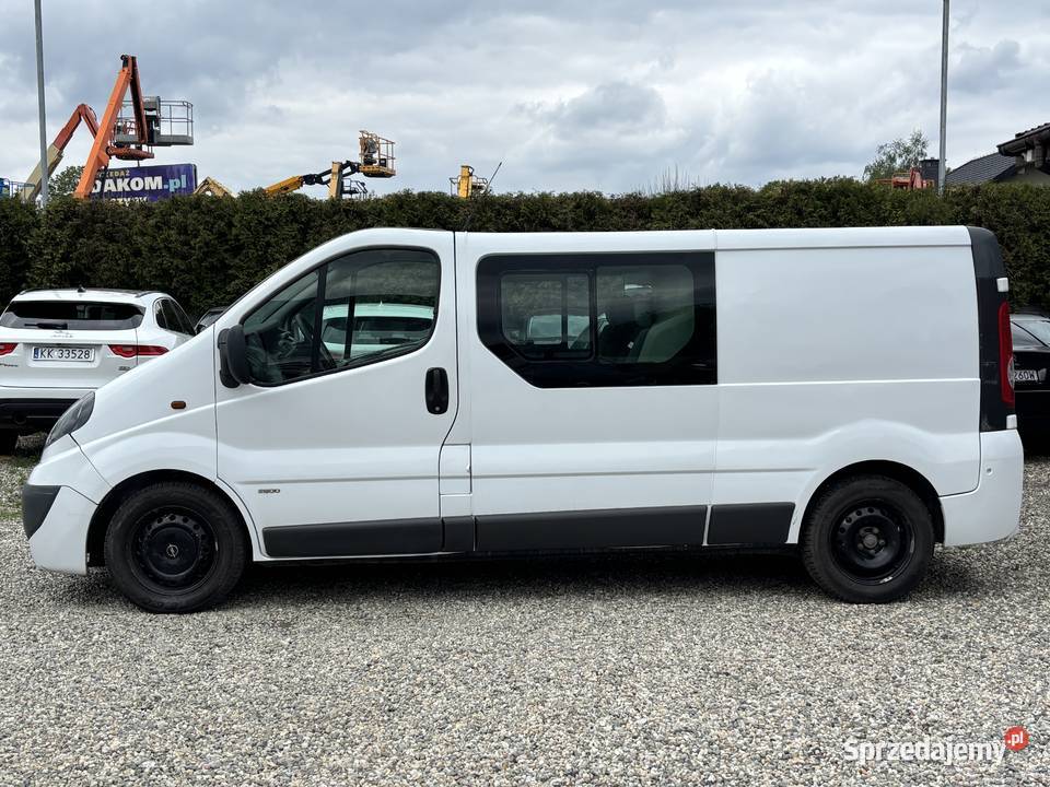 Opel Vivaro 6 os diesel Paniówki