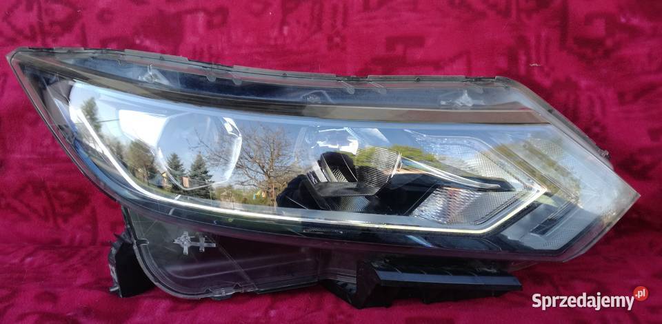 Lampa prawy przód Nissan Qashqai lubelskie Łuków