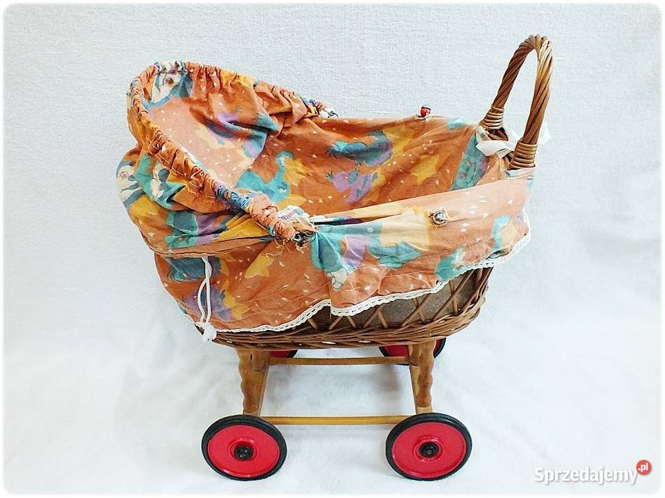 Stary Wózek wiklinowy lalek z lat 70 Idealny do Żary
