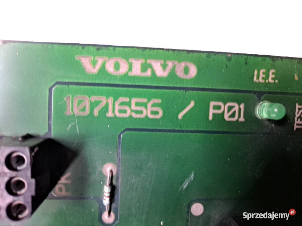 1071656 P01Tablica Płyta Bezpieczników VOLVO FH świętokrzyskie Zawichost