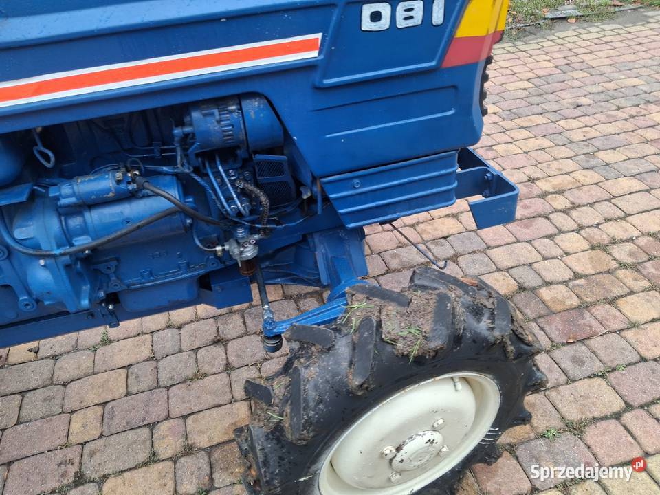 Mitsubishi D1800 4x4 Konary