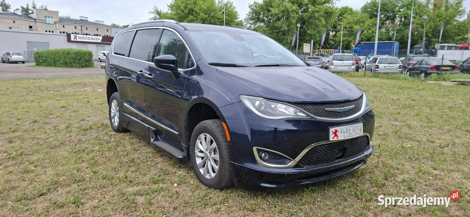 Chrysler Pacifica pacyfica 36 b rampa wózków kamera cofania Lublin sprzedam