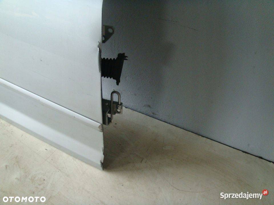DRZWI PRAWY TYŁ TYLNE VW GOLF PLUS 2010 osobowe Włoszczowa sprzedam