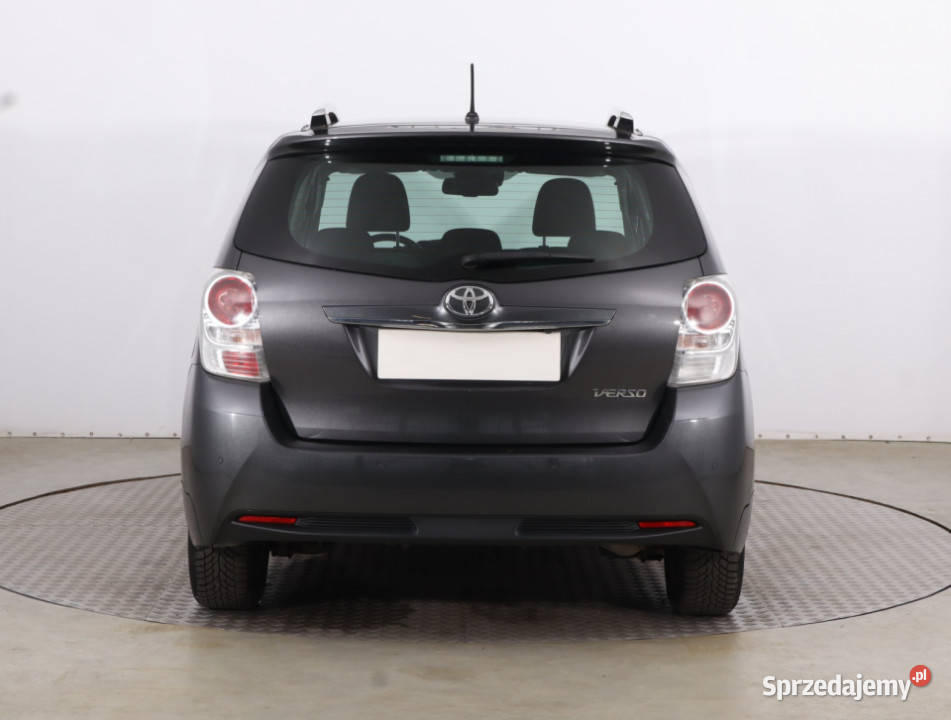 Toyota Verso 18 Valvematic wielofunkcyjna kierownica Piaseczno