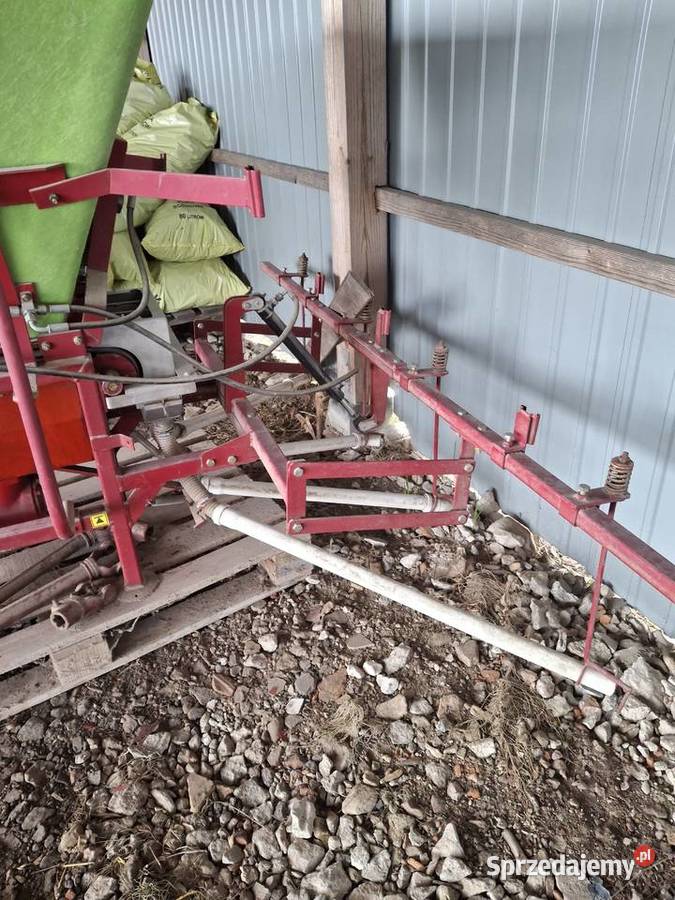 Sprzedam rozsiewacz rzędowy do nawozu Puławy