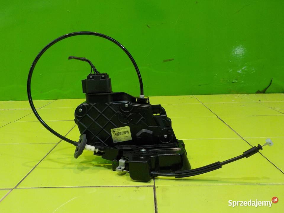 LAND ROVER FREELANDER II 22 TD4 07r zamek drzwi Suków