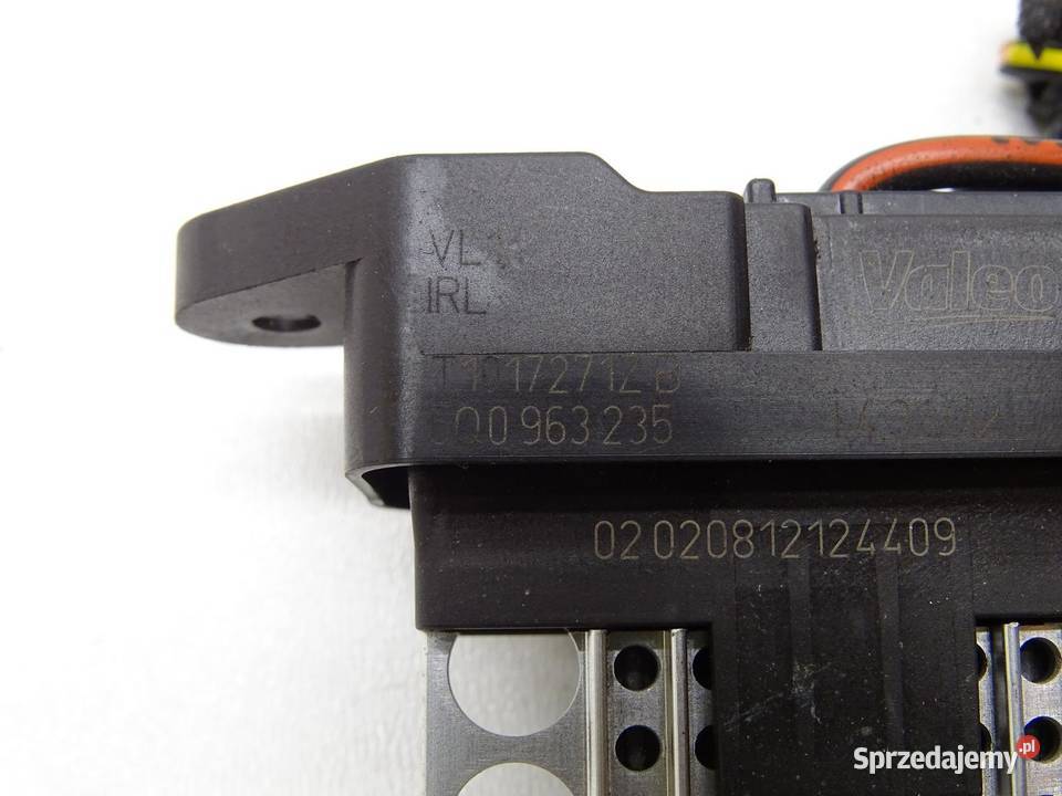NAGRZEWNICA GRZAŁKA ELEKTRYCZNA 5Q0963235 AUDI osobowe