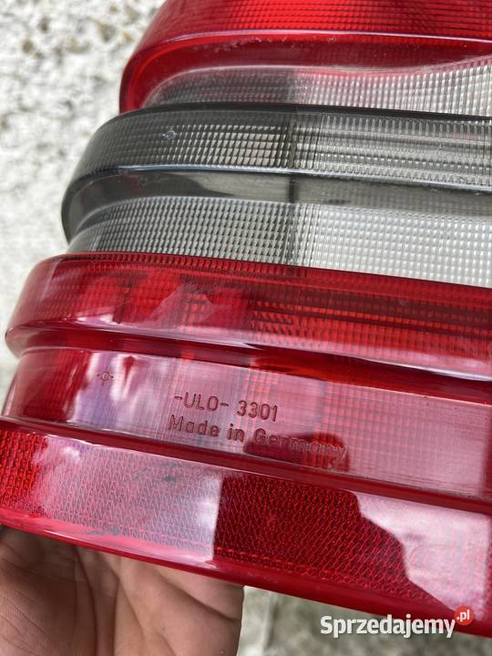Lampa lewy tył klasa c Mercedes w202 w202 c220 osobowe podkarpackie Jasło