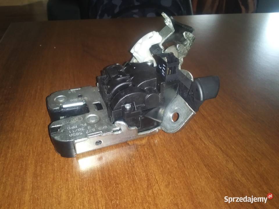 AUDI A5 Zamek klapy bagaznika Lubin