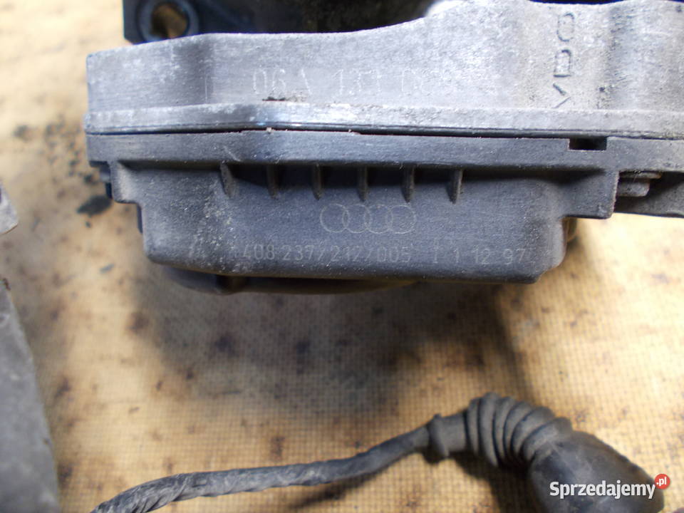 audi A3 18T AGU przepustnica 06A133063A osobowe Zamość