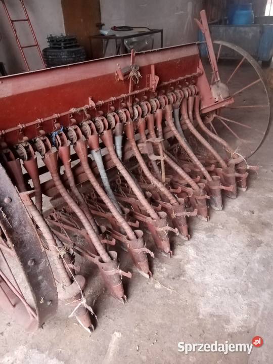 Siewnik konnyprzerobiony do ciągnika nieuszkodzony łódzkie