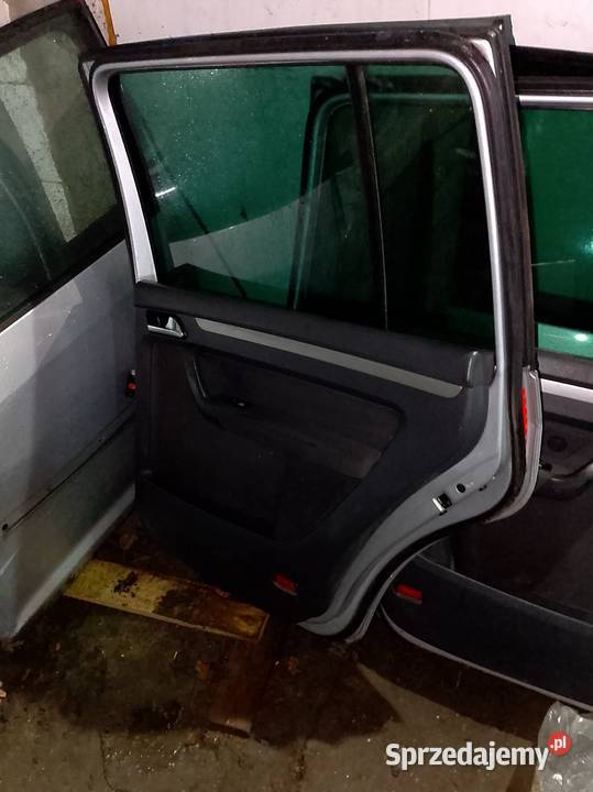 VW Touran maska drzwi Góra sprzedam