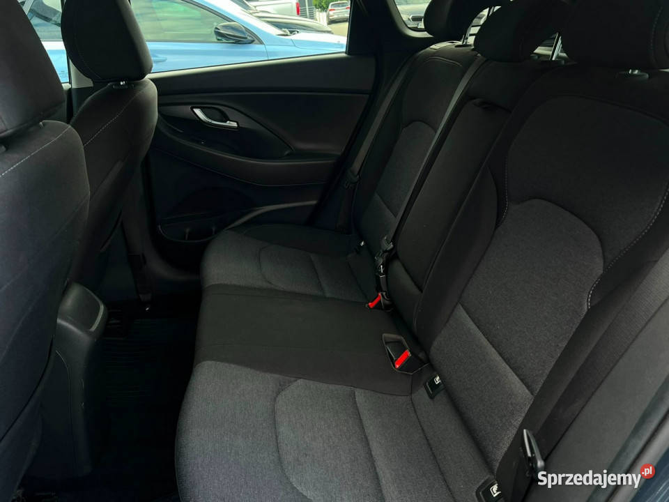 Hyundai i30 15 DPI 110 Comfort Pakiet Zimowy łódzkie Piotrków Trybunalski