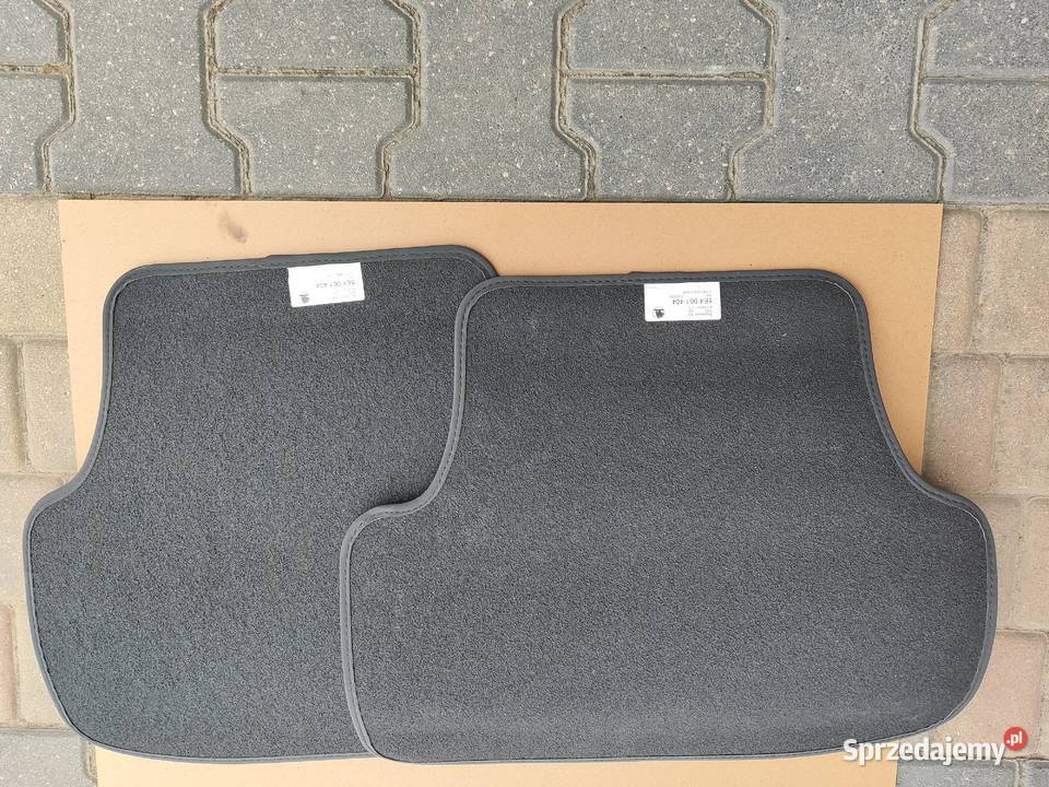 Dywaniki samochodowe welurowe Octavia 4 Kołacin