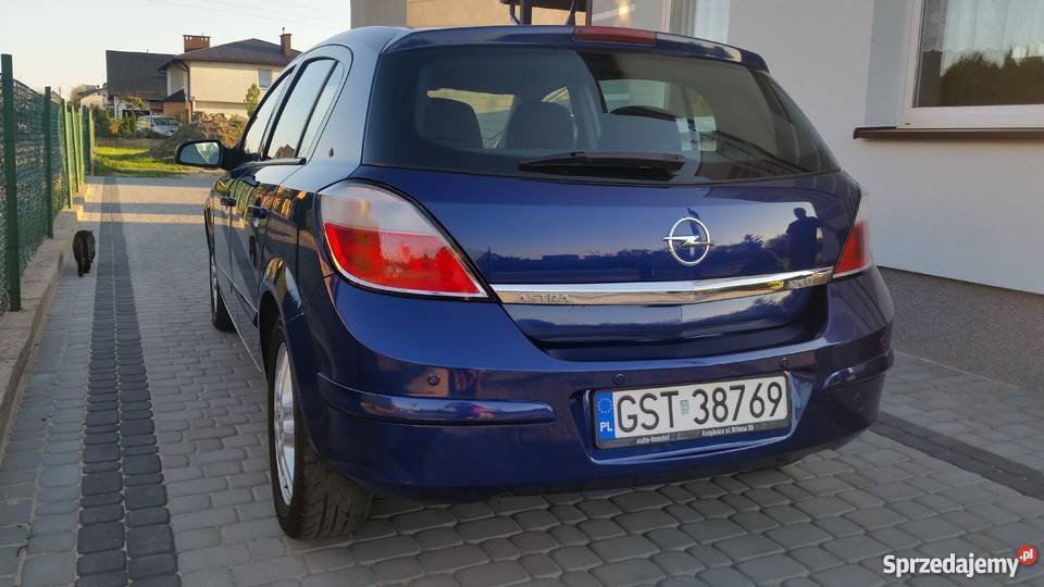 Opel Astra Opel Astra H 2005 Hatchback 17 Diesel Starogard Gdański sprzedam