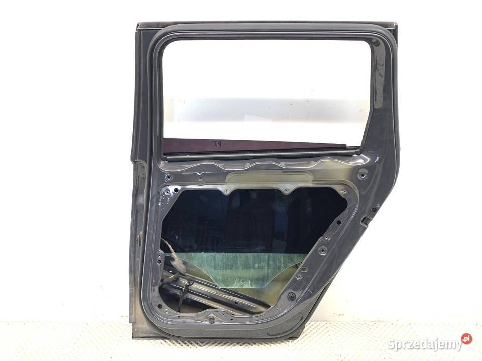 DRZWI PRAWY TYŁ VW PASSAT B7 Kombi 1015