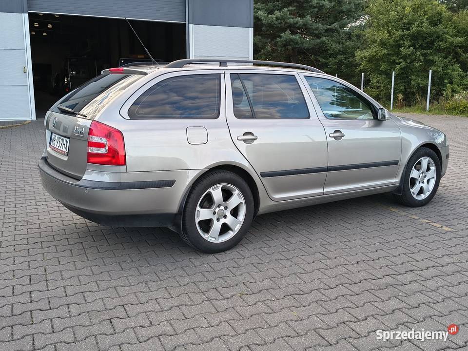 Octavia II Kombi 16 MPi 97 przebiegu 2 ESP Radom