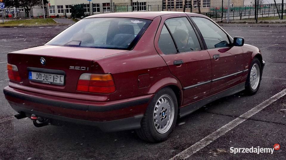 BMW E36 320i M50 garażowany Wińsko