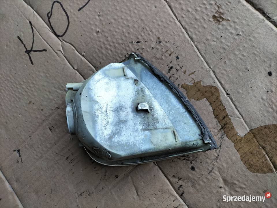 KIERUNKOWSKAZ LEWY Volkswagen Polo 963999 lubelskie Kamień-Kolonia