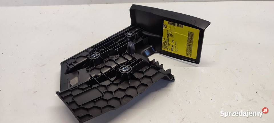 VW TIGUAN II MOCOWANIE PODŁOGI BAGAŻNIKA PRAWE osobowe