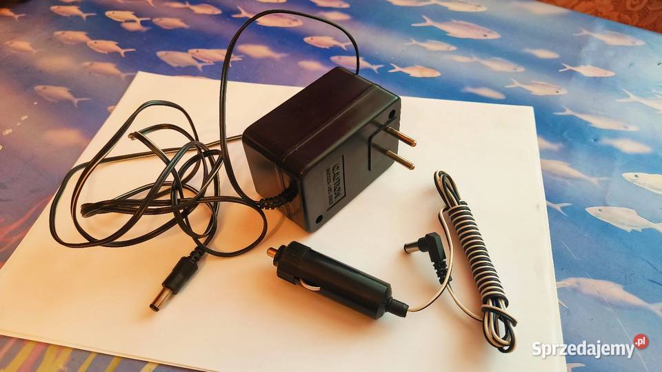 Zasilacz sieciowy i samochodowy małych urządzeń Zawory