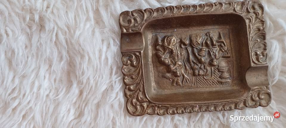 MOSIĘZNA PROSTOKATNA POPIELNICZKA wielkopolskie Swarzędz sprzedam