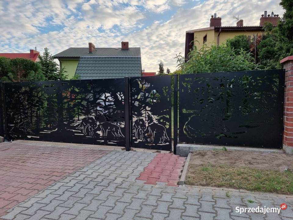 Brama skrzydłowa CNC Wahadłowa wilki las Furtka metal Poznań