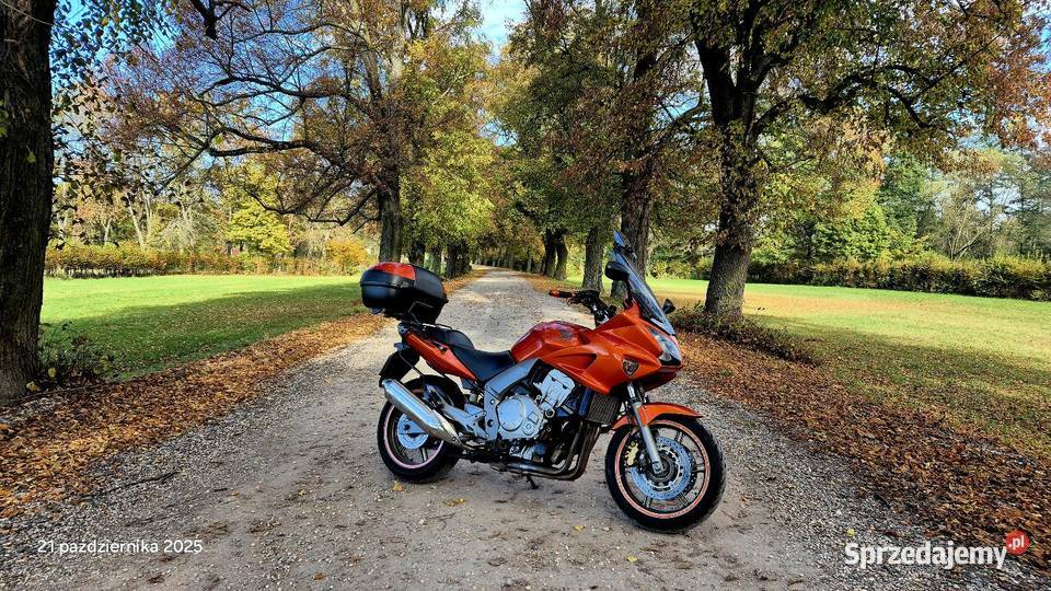 Honda cbf 1000 sc 58 super stan