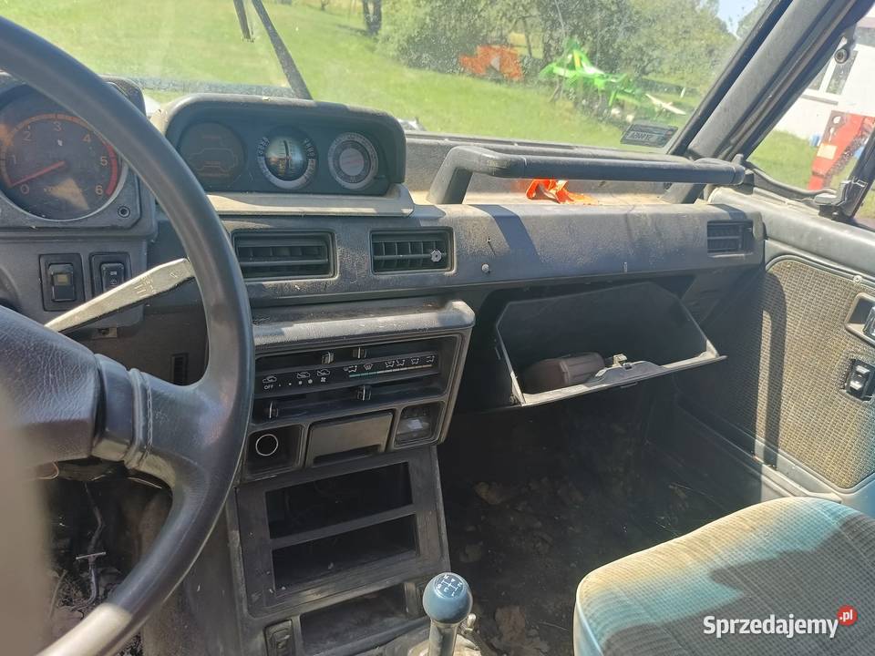 Mitsubishi Pajero I 25TD long części
