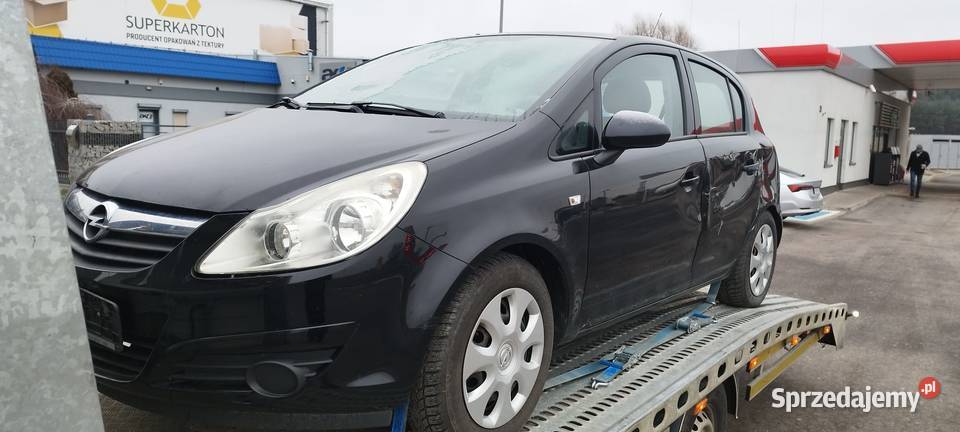 Opel corsa D 160 klima opony 90 2 piloty Corsa Wołów sprzedam