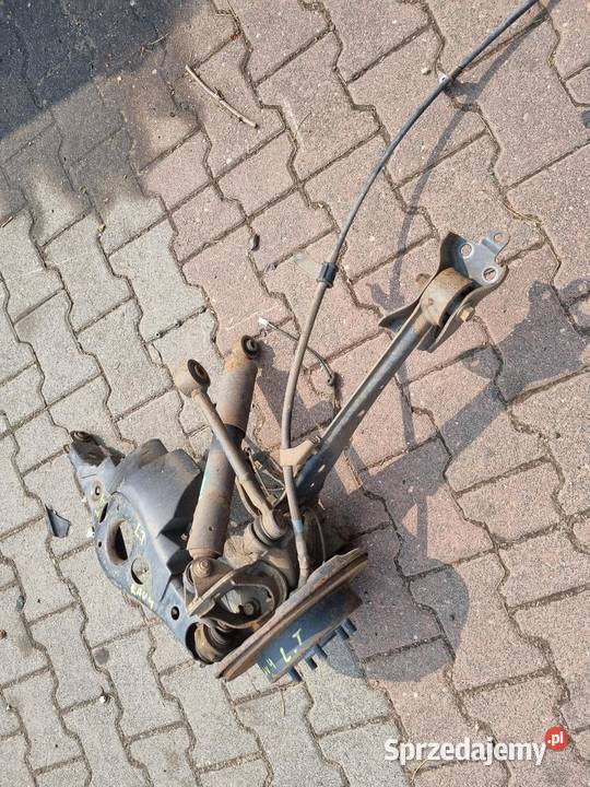 PIASTA ZAWIESZENIE LEWY TYŁ TOYOTA RAV4 IV 22