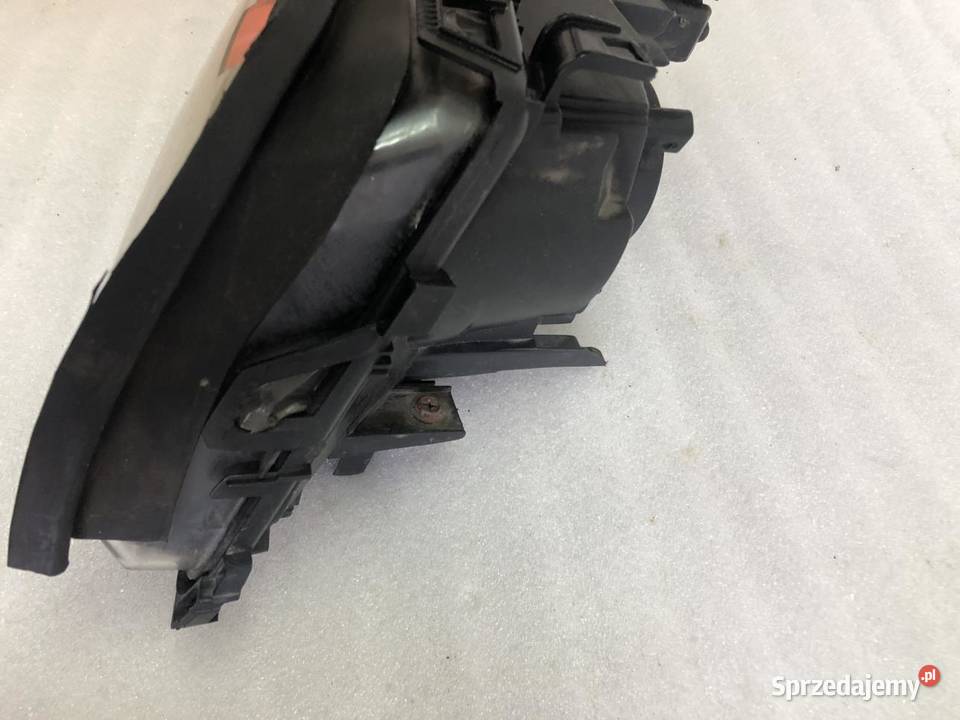 LAMPA PRAWY PRZÓD BM145A301R BMW E46 EUROPA Lampy przednie