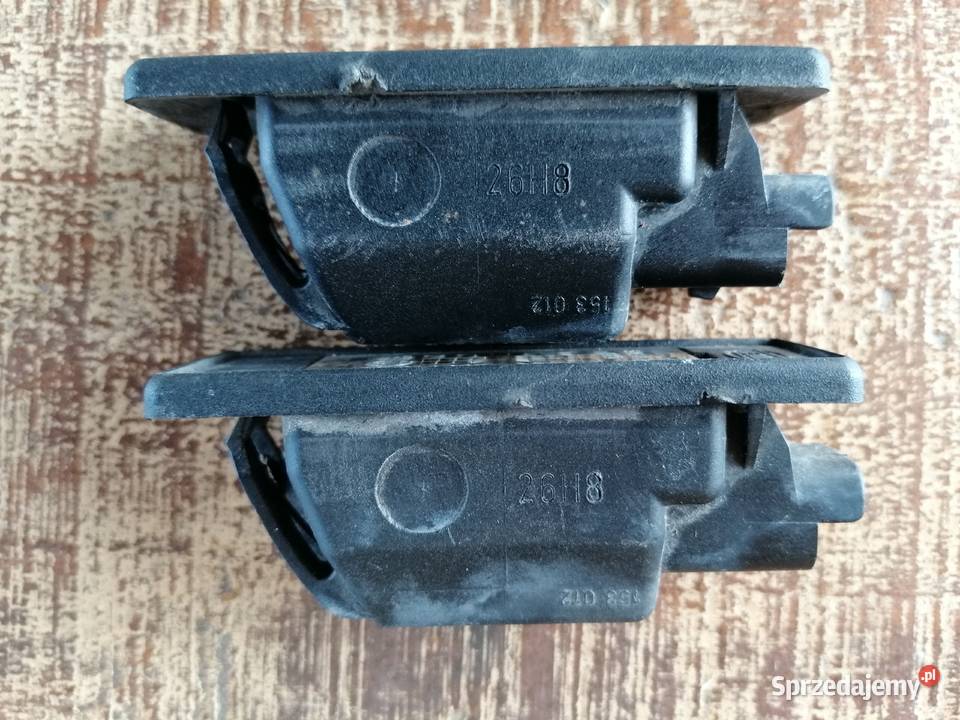 Peugeot 308 t7 lampka tablicy rejestracyjnej lampki tablicy rejestracyjnej Motoryzacja Poddębice