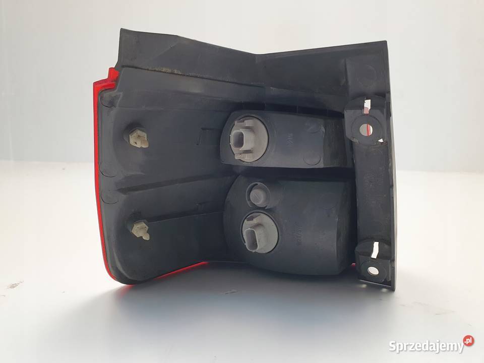 LAMPA PRAWA TYLNA Honda Accord VII KOMBI 0208r Rudka