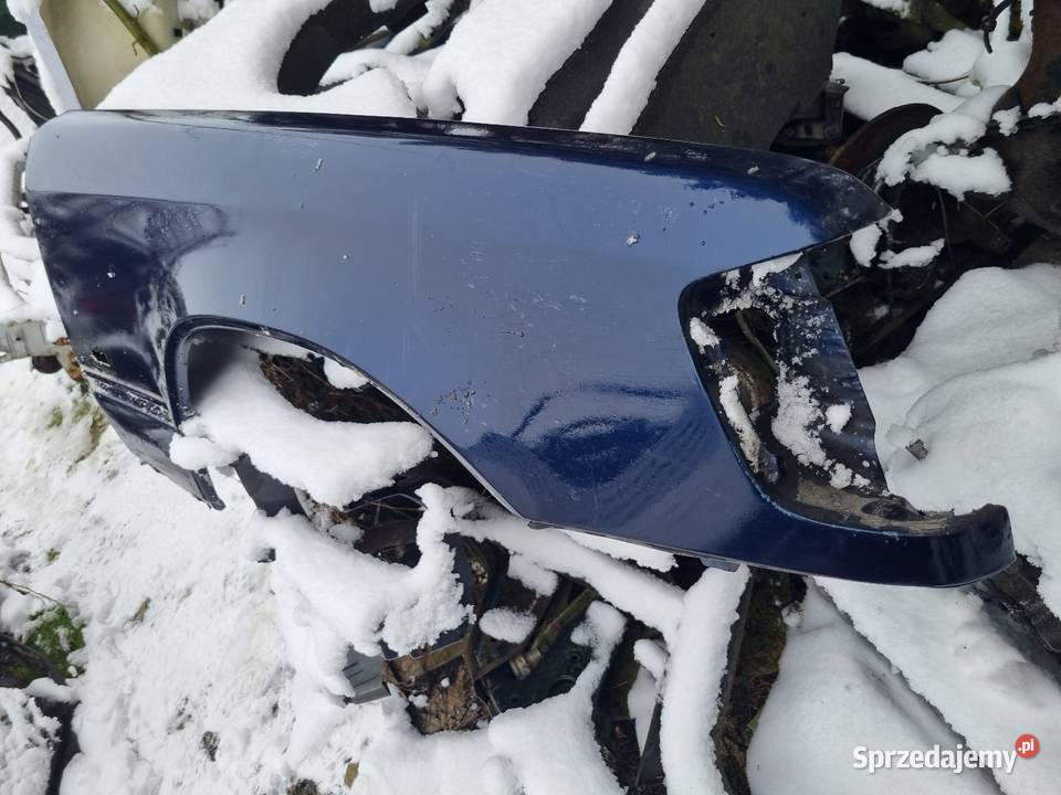 Mercedes W124 E Klasa 1995r Błotnik Prawy Przód Skawina