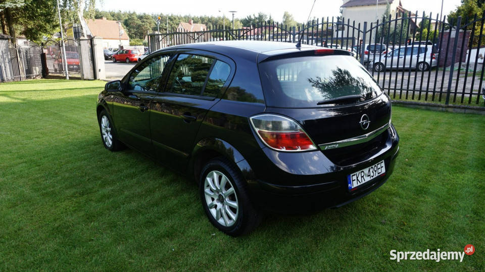 Opel Astra zarejestrowany ubezpieczony Gwarancja Hatchback Astra