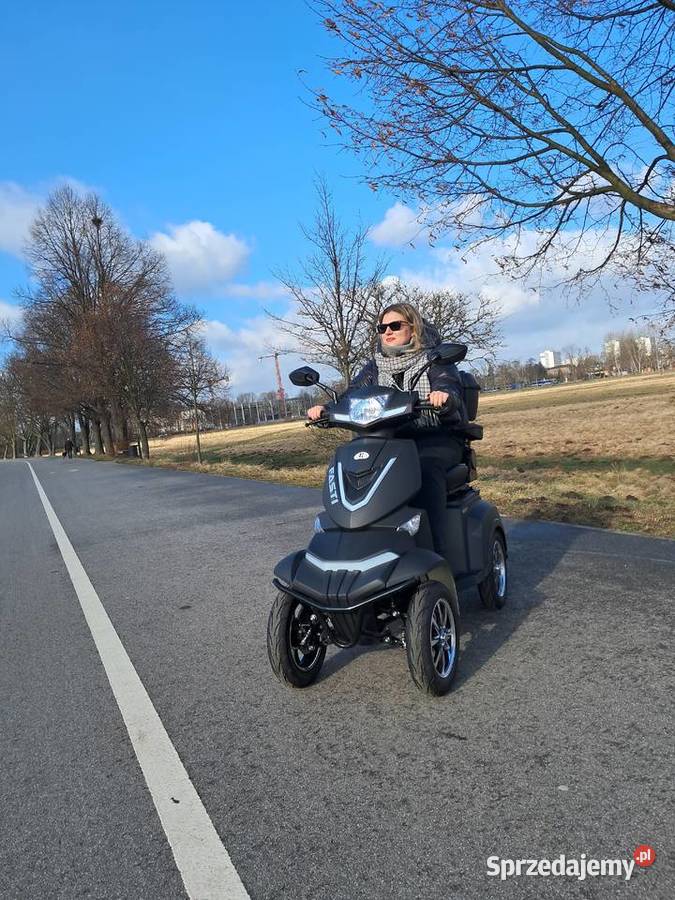 Elektryczny 4kołowy skutr z dachem bateria pas nieuszkodzony Motoryzacja Kraków