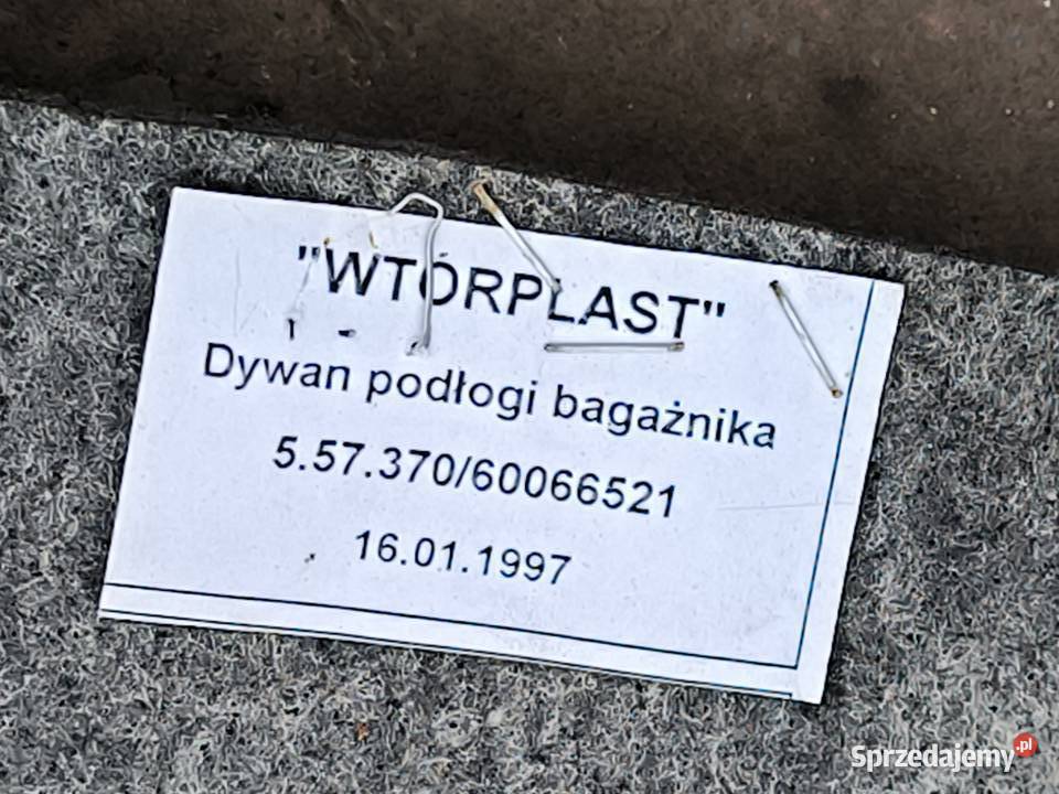 Polonez Atu wykładzina bagażnika sprzedam