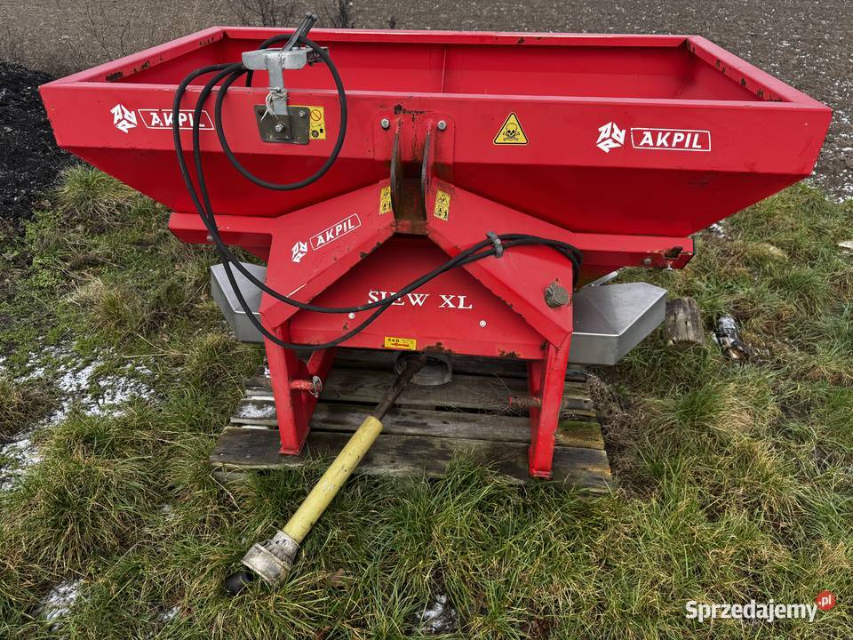 Rozsiewacz Akpil nieuszkodzony łódzkie Ostrowy-Cukrownia