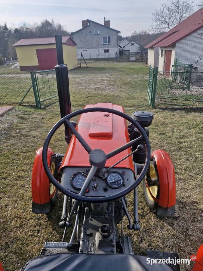 Sprzedam ciągnik Ursus C 330 Łoniów-Kolonia sprzedam