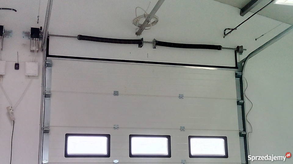 Montaż bram garażowych HormanWiśniowskiinne Remont i budowa Nowa Karczma