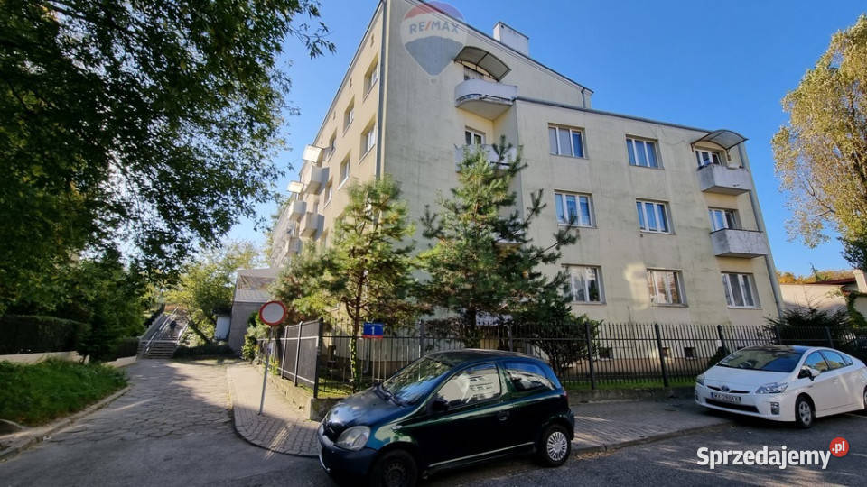 Żoliborz kameralne studio 34 m klimatyczne piwnica Warszawa