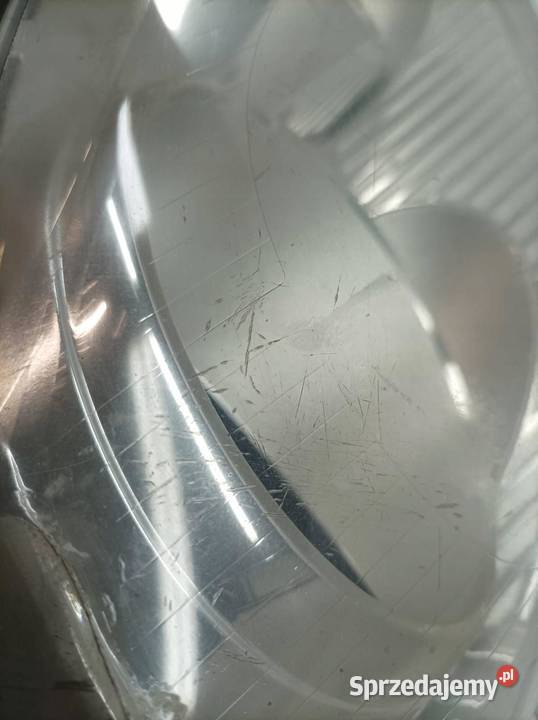 LAMPA PRZÓD PRAWA EU USZKODZONA 1EG24700718 osobowe