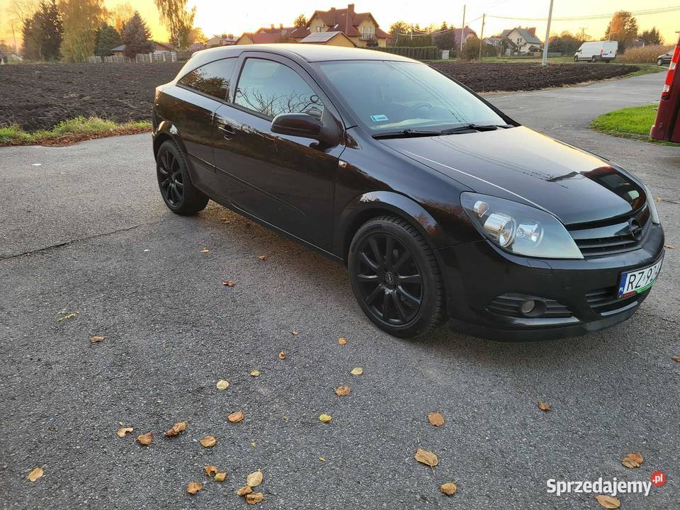 Opel Astra H GTC 16 LPG 250000km Łańcut sprzedam