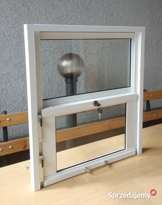 Okno podnoszone do góry wym 600 x 600 szyba 5 mm Drzwi i okna Warszawa