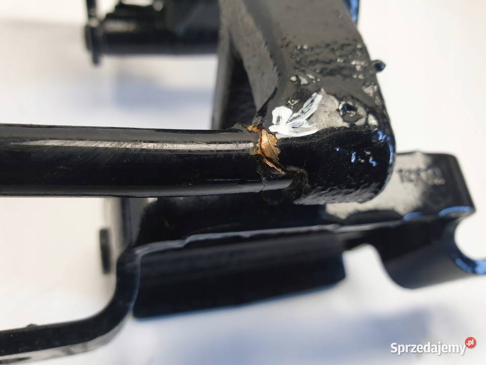 Ford F150 1520r ZAWIAS TYLNYCH DRZWI LEWY TYŁ osobowe Rudka