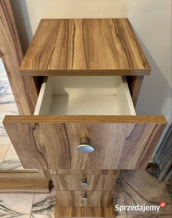 Zestaw szafkalustro Tomaszów Lubelski