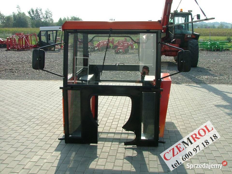 Kabina Ursus C360 z błotnikami Jarosław